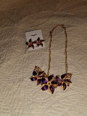 Source Unknown Gold and Purple Floral Necklace with Matching Earrings
